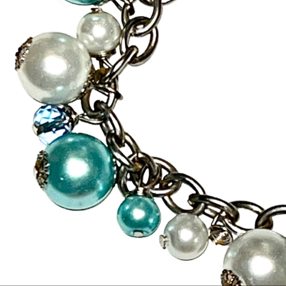 Silver & Pastel Teal & White Pearls Chain Link Bracelet - Picture 6 of 7